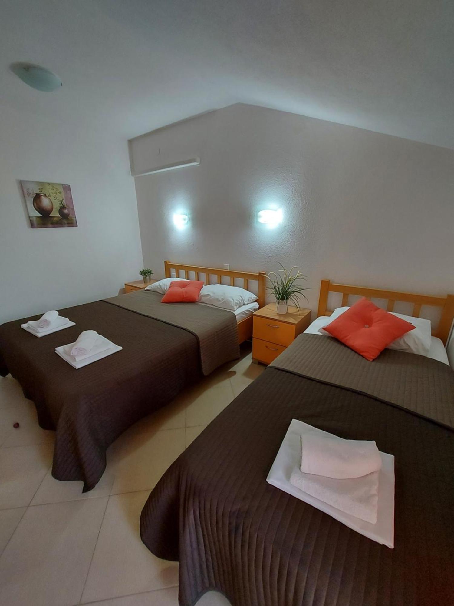 Guest House As Водице Екстер'єр фото